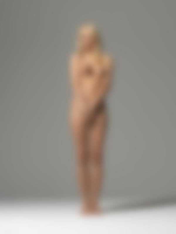 Image #11 from the gallery Erica F portuguese pearl