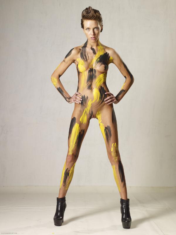 Imagem #7 da galeria Olena O preto e amarelo