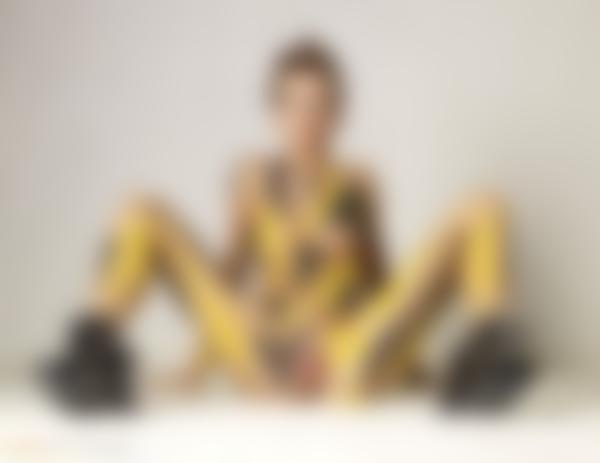 Imagem #9 da galeria Olena O preto e amarelo